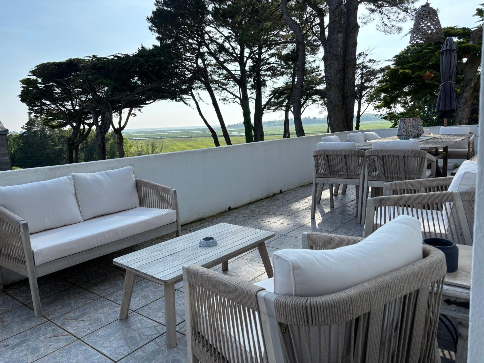 Villa Vieilles Vignes Vue Mer Billiers Exterior photo